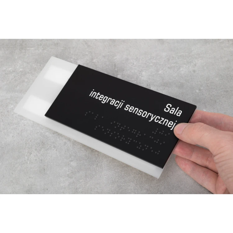 Administracja - tabliczka z pismem Braille'a - akryl szroniony i czarna ADA wym. 200x75mm - NORD - TAB322