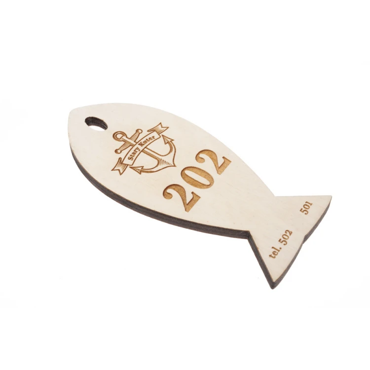 Brelok drewniany Fish 6 - kolor biały - wym. 110x48mm - BD056