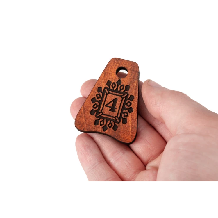 Brelok drewniany - Jaś 1 kolor oranż wym. 50x38mm - BD042