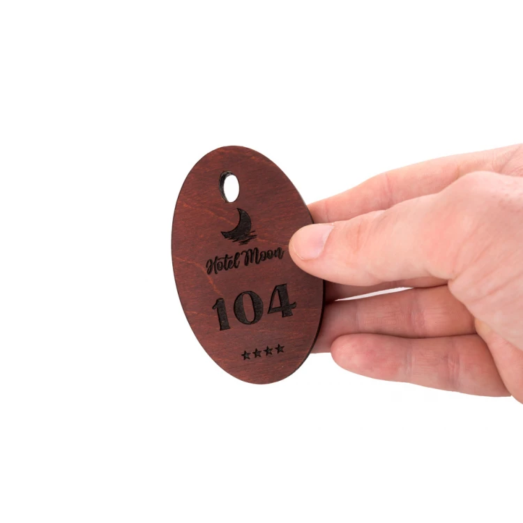 Brelok drewniany Owal 4 - kolor jasny orzech wym. 80x50mm - BD075