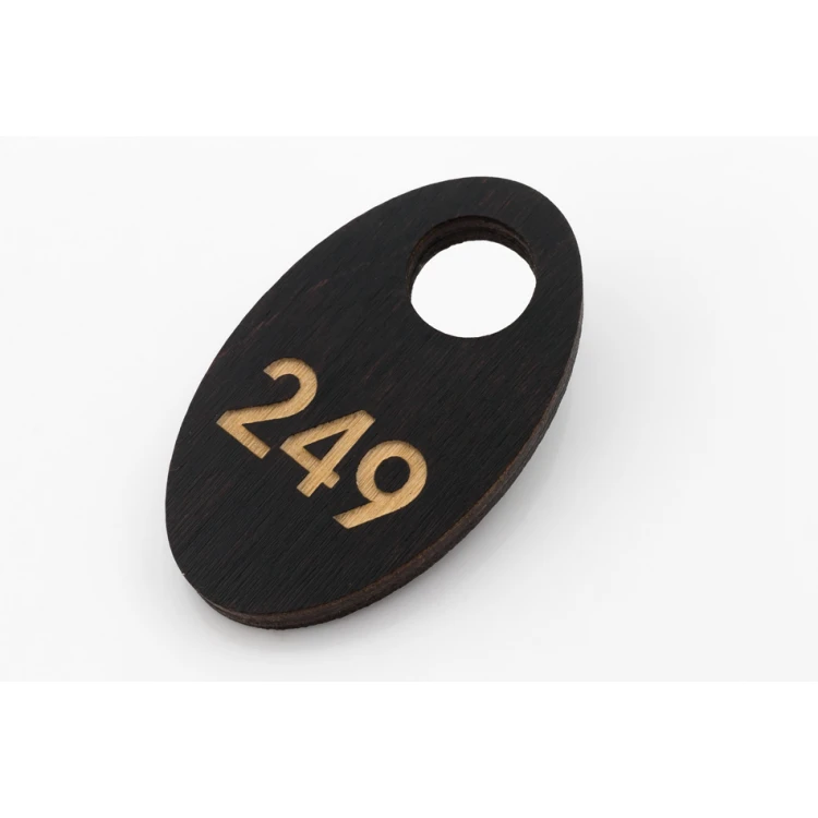 Brelok drewniany Owal mini 5 - kolor wenge wym. 30x50mm - BD034