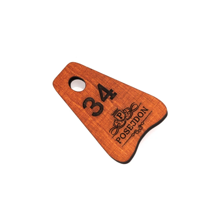 Brelok drewniany - Pionier 1 - kolor oranż wym. 80x60mm - BD046