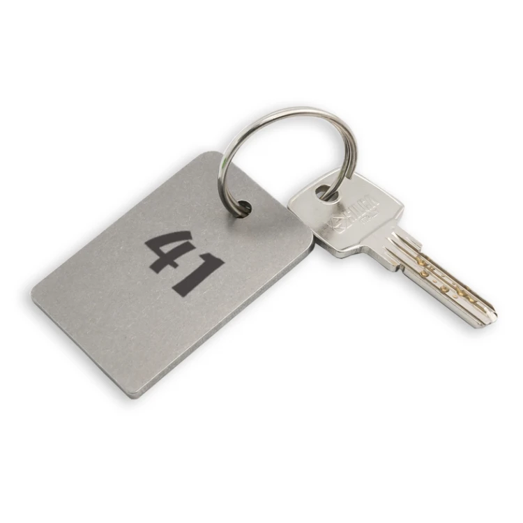 Brelok hotelowy - BERNARD - wym: 40x60mm gr. 3mm - BM029