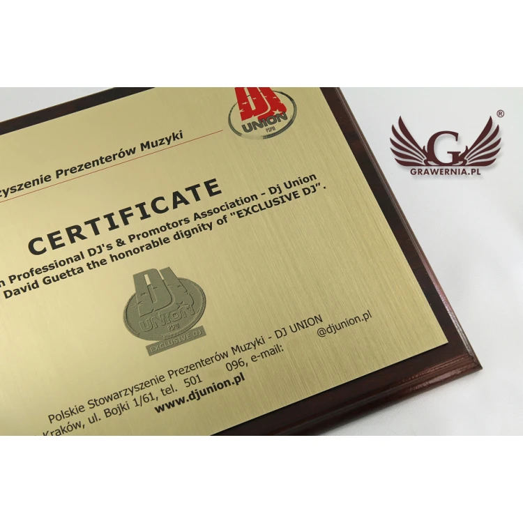 Certyfikat dla DJ-a MD154  wym. 25,5x20cm - kolorowy druk UV - DUV024