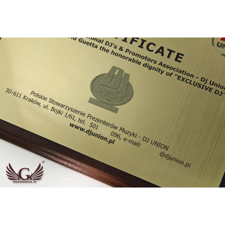 Certyfikat dla DJ-a MD154  wym. 25,5x20cm - kolorowy druk UV - DUV024