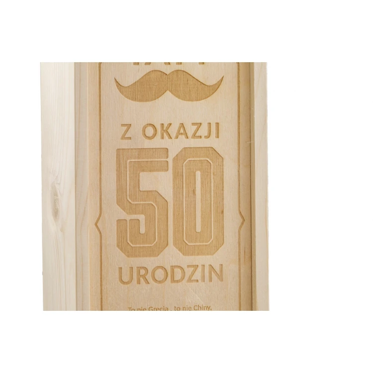 Drewniana skrzynka na alkohol dla mamy lub taty - grawerowana laserem - SK008