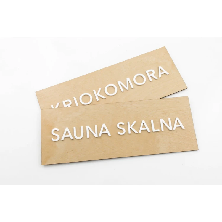 Drewniana tabliczka z wypukłym tekstem z plexi - wymiary: 300x110mm - TAB069 