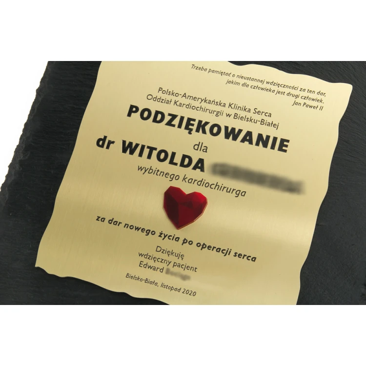 Dyplom z kamienia łupkowego z mosiądzem - kwadratowy - kolorowy nadruk UV i grawer CNC - DK007