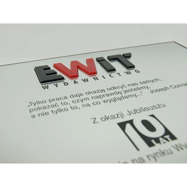 DYPLOM MD3 - Jubileuszowy dyplom z wypukłym logotypem - DS036