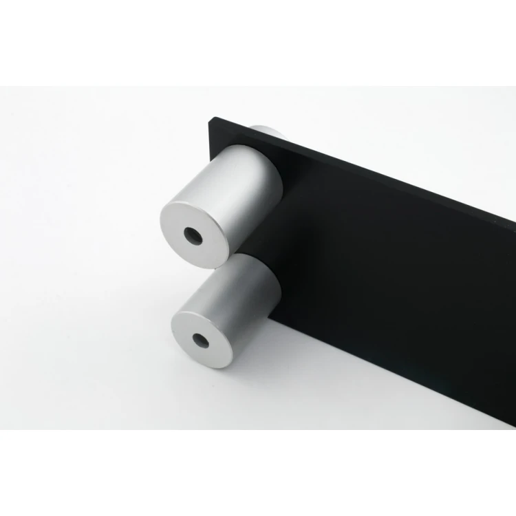 Dystans aluminiowy do szyldów i tabliczek - srebrny satynowy - średnica 19mm - DDS013