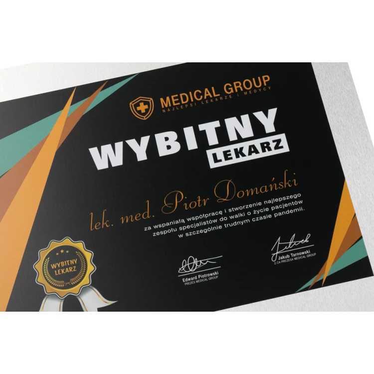 Ekskluzywny dyplom dla lekarza - kolorowy druk UV - DUV053