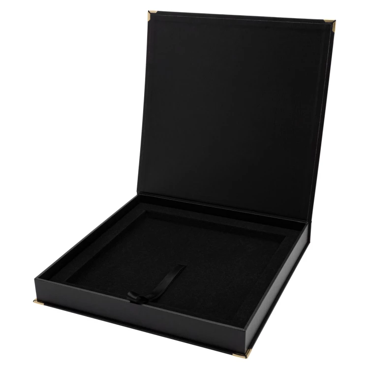 ETUI CZARNE KWADRATOWE do dyplomu 220x220mm - ET063