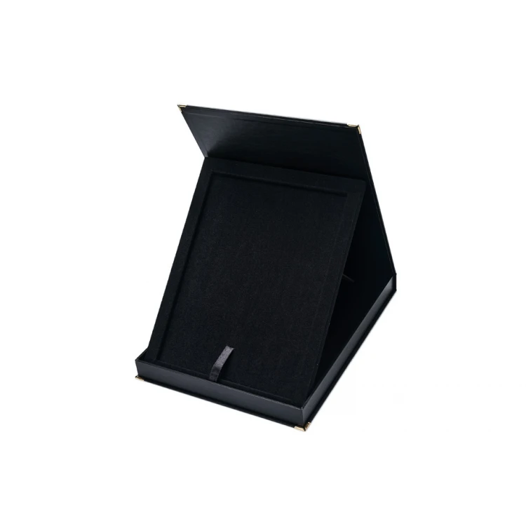 ETUI CZARNE EXCLUSIVE do dyplomu 230x305mm