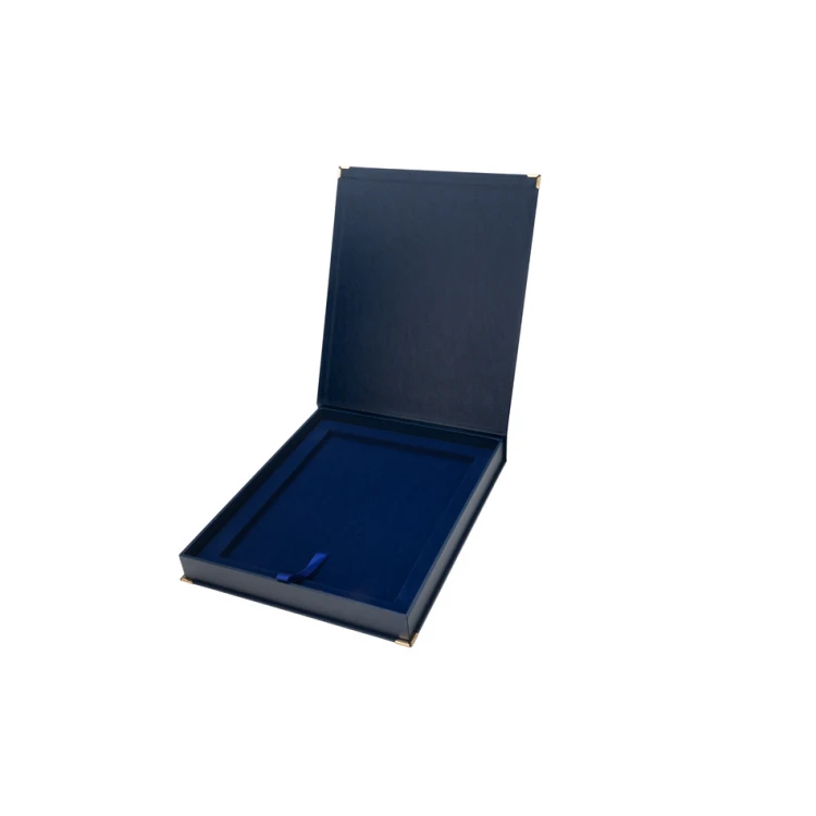 Etui do dyplomu MD154 - wymiary: 255x200mm - ET048