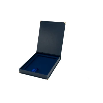 Etui do dyplomu MD3 - wymiary: 230x180mm - ET034