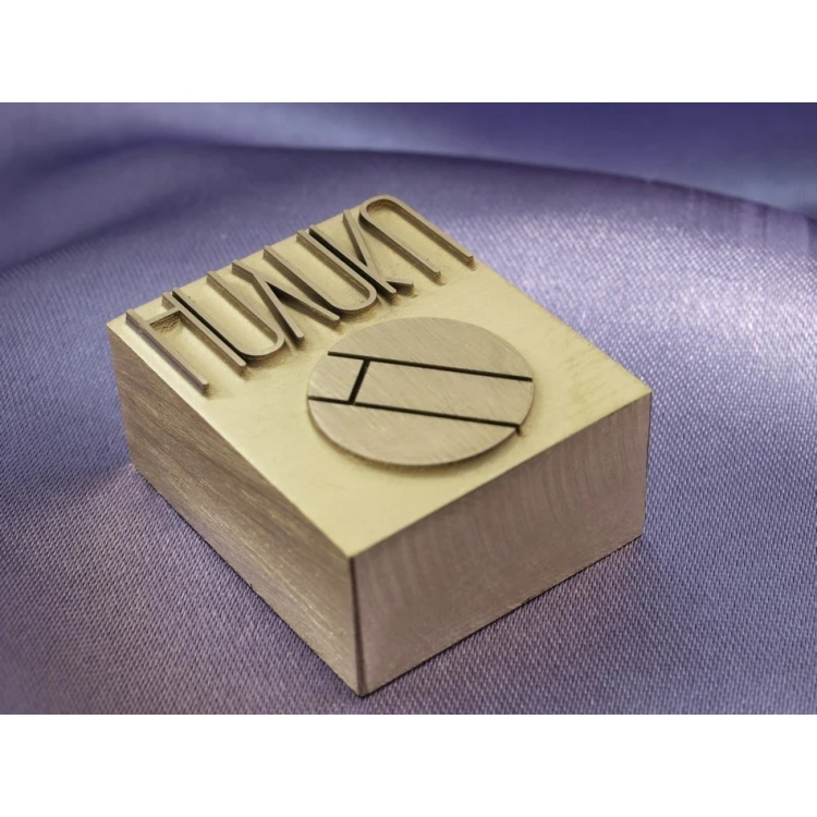 HOTSTAMP - Matryca / Pieczęć mosiężna do wyciskania logotypu na gorąco  - wymiary: 30x25mm