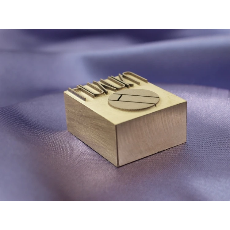 HOTSTAMP - Matryca / Pieczęć mosiężna do wyciskania logotypu na gorąco  - wymiary: 30x25mm