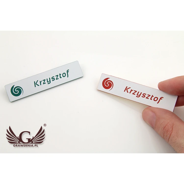Identyfikator - slim biały z grawerem - 70x15mm - ID048