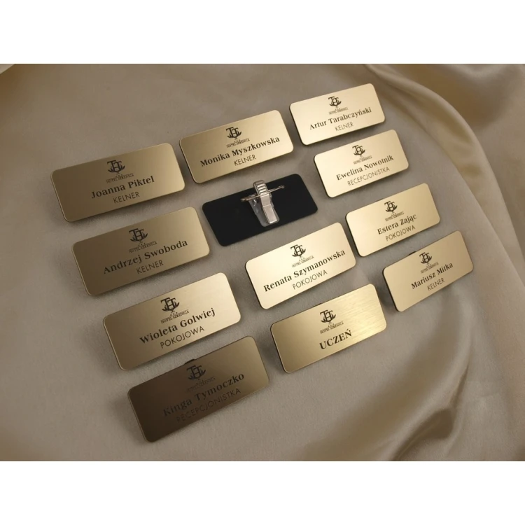 Identyfikator dla pracownika Złoty 75x30mm - ID006