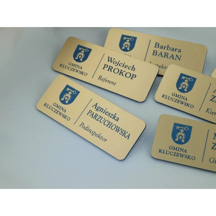 Identyfikator dla pracownika - Złoty z niebieskim grawerem - ID015