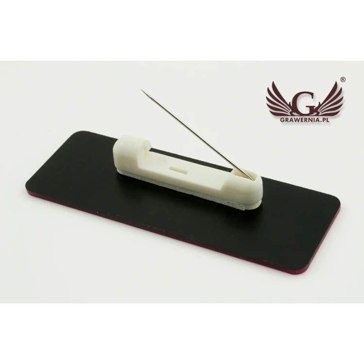 Identyfikator dla pracownika PIN - różowy z czarnym grawerem - 69x25mm - rogi zaokrąglone - ID030