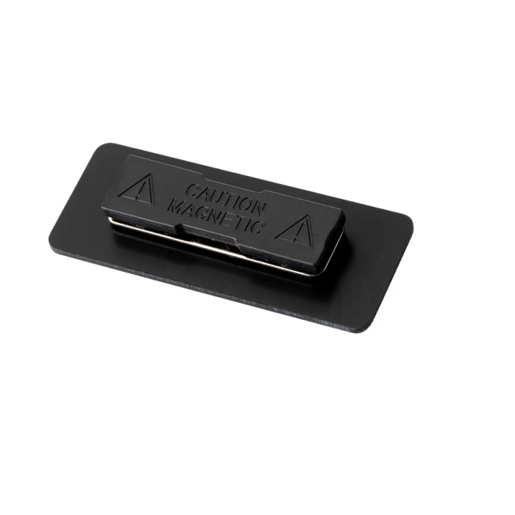 Identyfikator dla pracownika - Złoty z czarnym grawerem - 66x26mm - rogi zaokrąglone - ID019