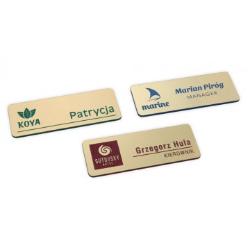 Identyfikator - medium kolor złoty z niebieskim/zielonym/czerwonym grawerem - ID051