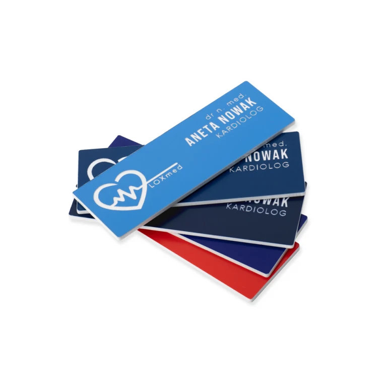 Identyfikator z dowolnym grawerem - medium - multicolor - ID130