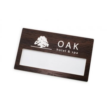 Identyfikator z okienkiem - imitacja drewna B - wym: 67x40mm - ID095