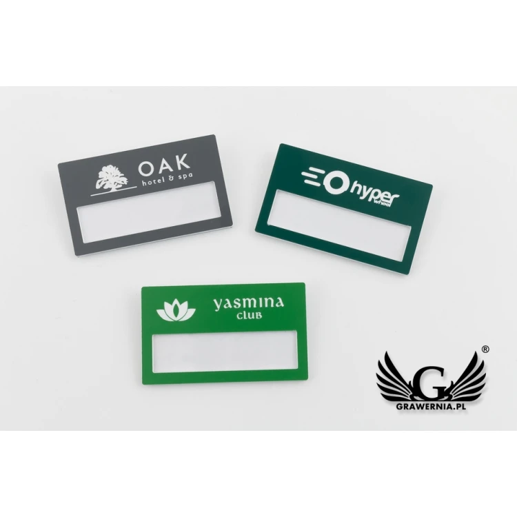 Identyfikator z okienkiem - multikolor B - wym: 67x40mm - ID069