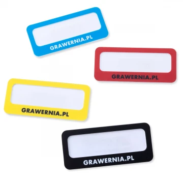 Identyfikator z okienkiem - tworzywo HIPS z nadrukiem UV - wym. 80x35mm - ID137