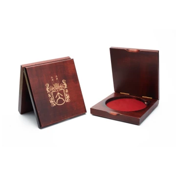 Kasetka etui drewniane z dwoma gniazdami na medal o średnicy 80mm - KAS12