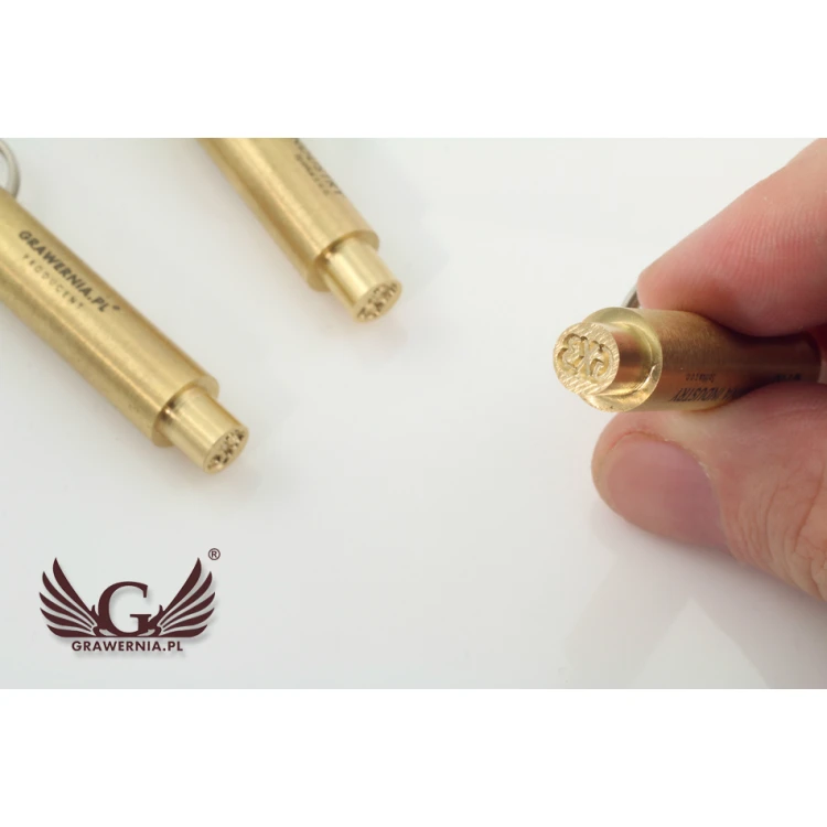 Kieszonkowy cechownik mosiężny grawerowany CNC - średnica odbicia: 6.8mm