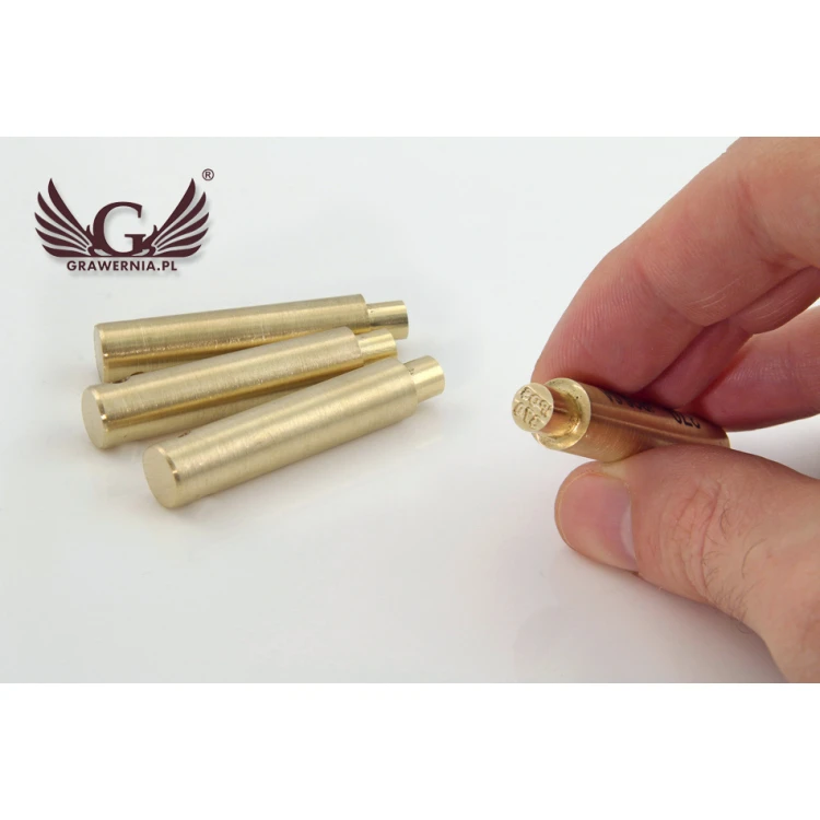Kieszonkowy cechownik mosiężny grawerowany CNC - średnica odbicia: 6.8mm