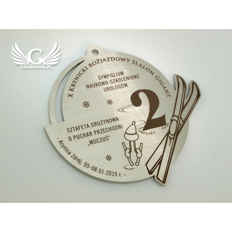 Medale metalowe w trzech kolorach (mosiądz, stal, miedź) - wymiary 93x88mm - MGR091