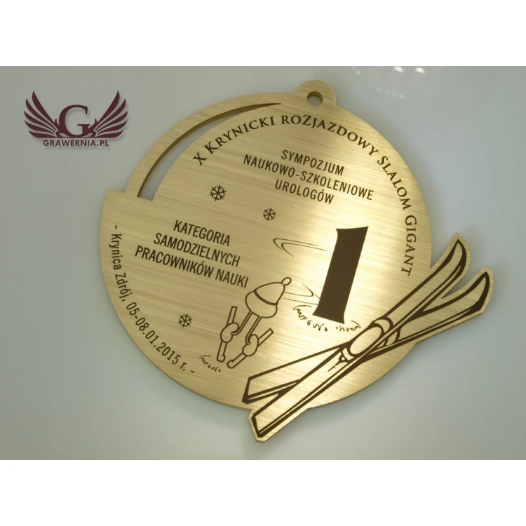 Medale metalowe w trzech kolorach (mosiądz, stal, miedź) - wymiary 93x88mm - MGR091