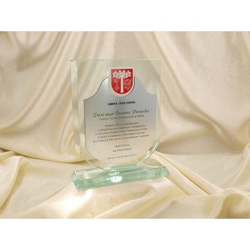 Trofeum szklane w etui - TARCZA Z HERBEM plus laminat grawerski