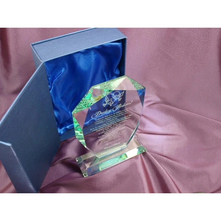 Trofeum szklane w etui - MILO - Pamiątka Ślubu