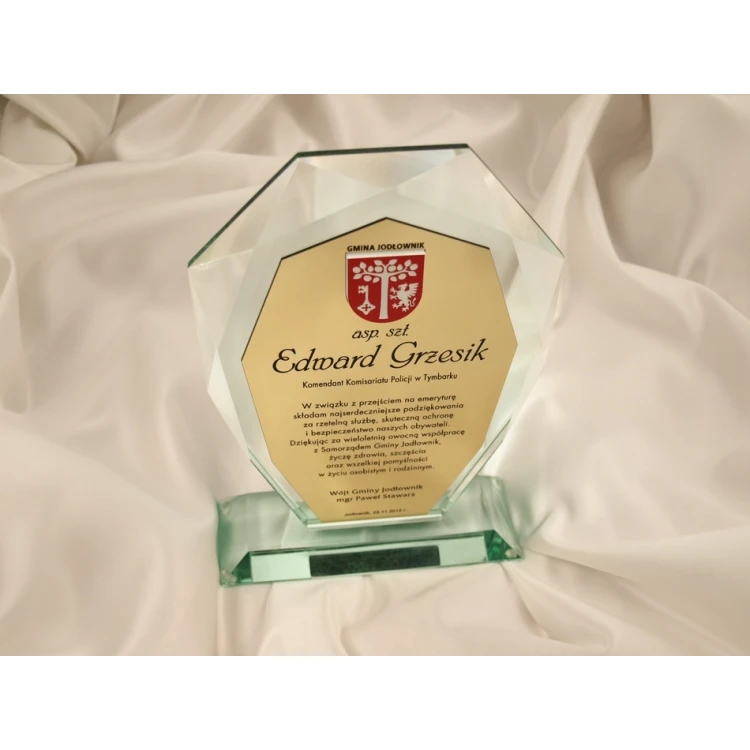 Trofeum szklane w etui - MILO plus laminat grawerski