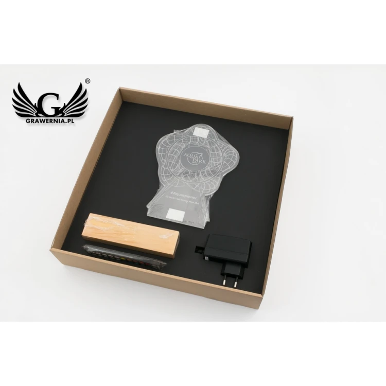 Lampa 3D LED RGB z dowolnym logotypem - sterowana z pilota - L3D020