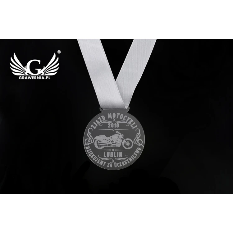 Medal akrylowy grawerowany laserem - średnica: 70mm - gr. 3mm - MGR043