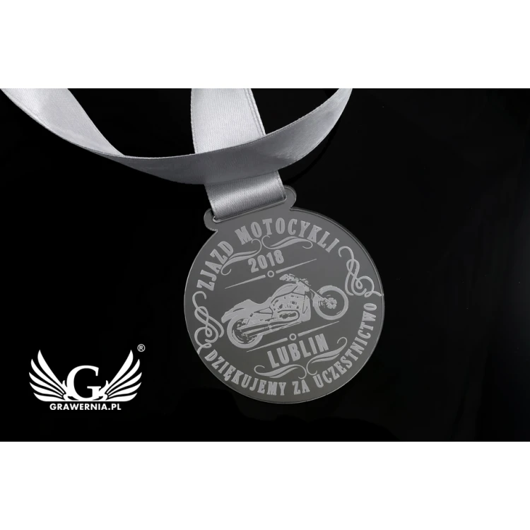 Medal akrylowy grawerowany laserem - średnica: 70mm - gr. 3mm - MGR043