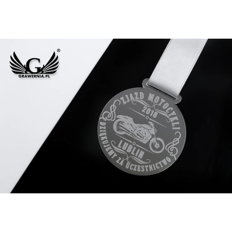 Medal akrylowy grawerowany laserem - średnica: 70mm - gr. 3mm - MGR043