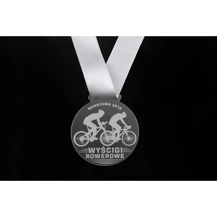 Medal akrylowy grawerowany laserem - średnica: 70mm - gr. 3mm - MGR045