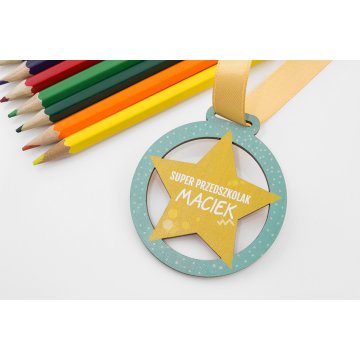 Medal drewniany druk UV - Super Przedszkolak - średnica: 60mm - MGR057