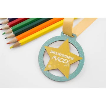 Medal drewniany druk UV - Super Przedszkolak - średnica: 60mm - MGR057