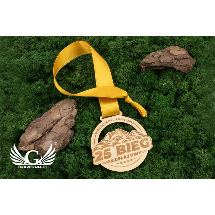 Medal drewniany grawerowany laserem - średnica: 80mm - gr. 3mm - MGR083