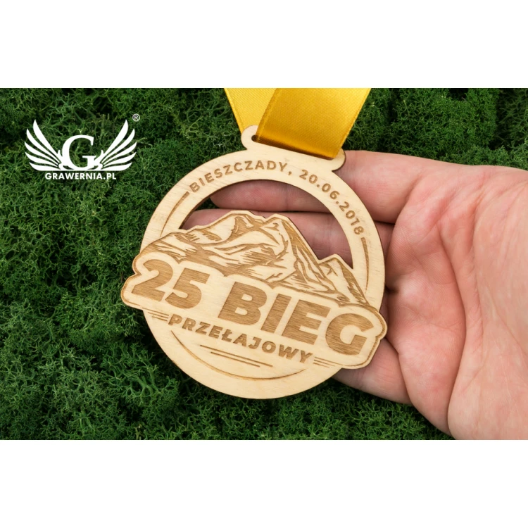 Medal drewniany grawerowany laserem - średnica: 80mm - gr. 3mm - MGR083