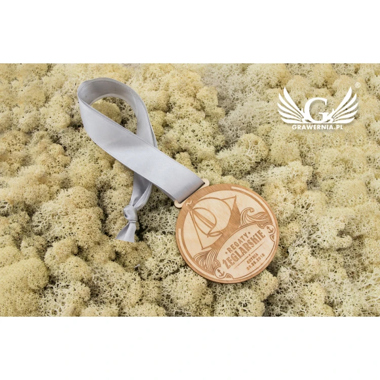 Medal drewniany grawerowany laserem - średnica: 80mm - gr. 3mm - MGR031