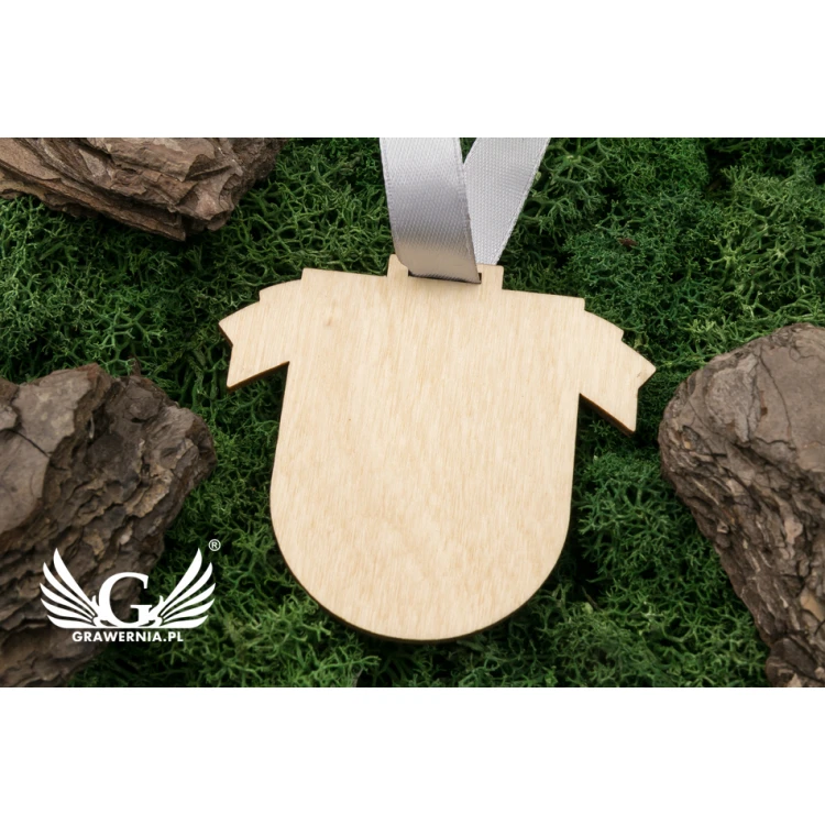 Medal drewniany grawerowany laserem - wymiary: 70x62mm - gr. 3mm - MGR038